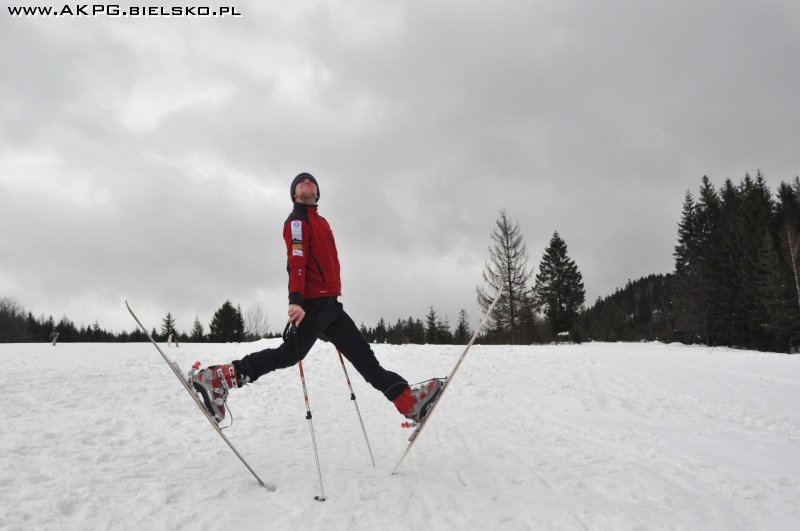 Zabawa na śniegu w stylu retro